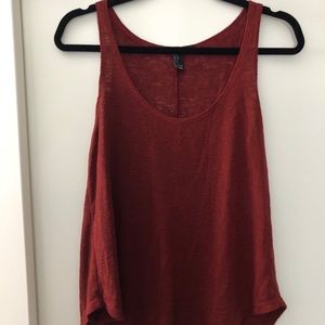 Scoop-neck top